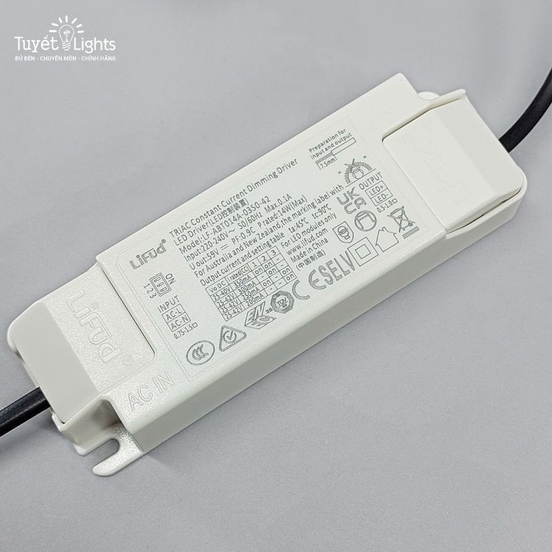 Âm Trần Chống Chói 15W Akimi Lancome Dimmer – Điều Khiển Ánh Sáng Linh Hoạt, Chuẩn Đẳng Cấp Không Gian Hiện Đại